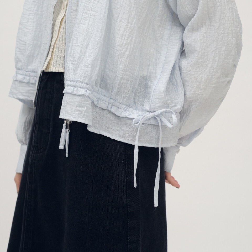 細褶透膚連帽罩衫