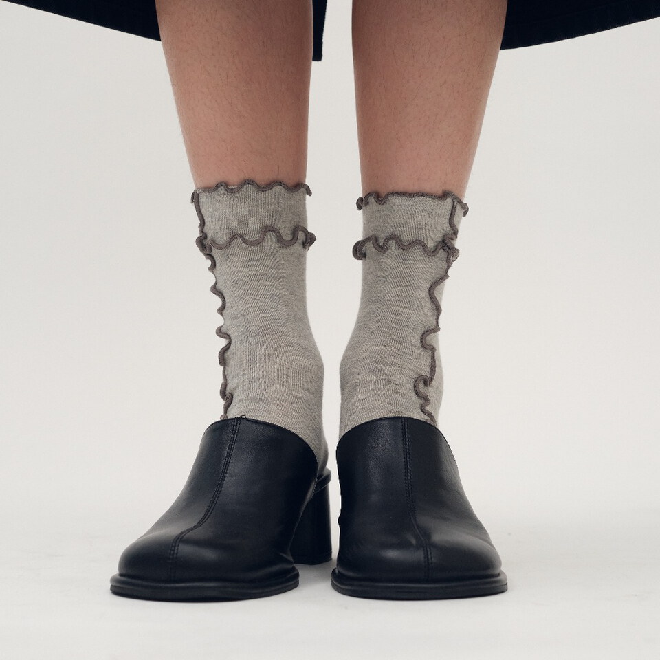 SAA2901-261 木耳邊跳色襪