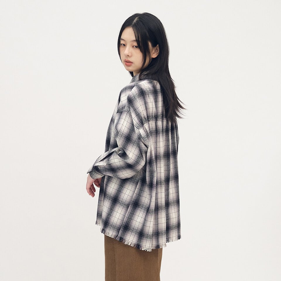 流蘇下擺格紋襯衫