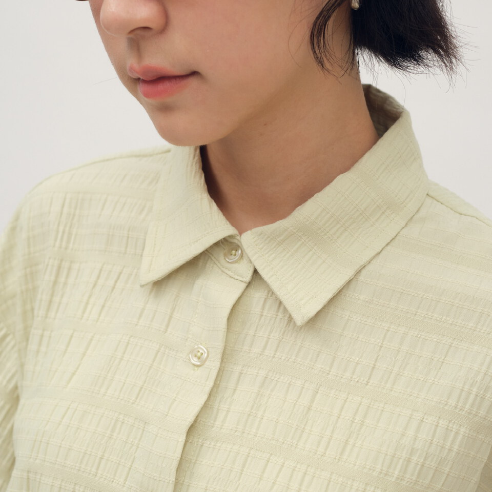 壓紋抽繩細節短袖襯衫