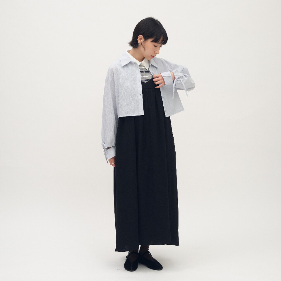 條紋泡泡紗袖口綁帶襯衫