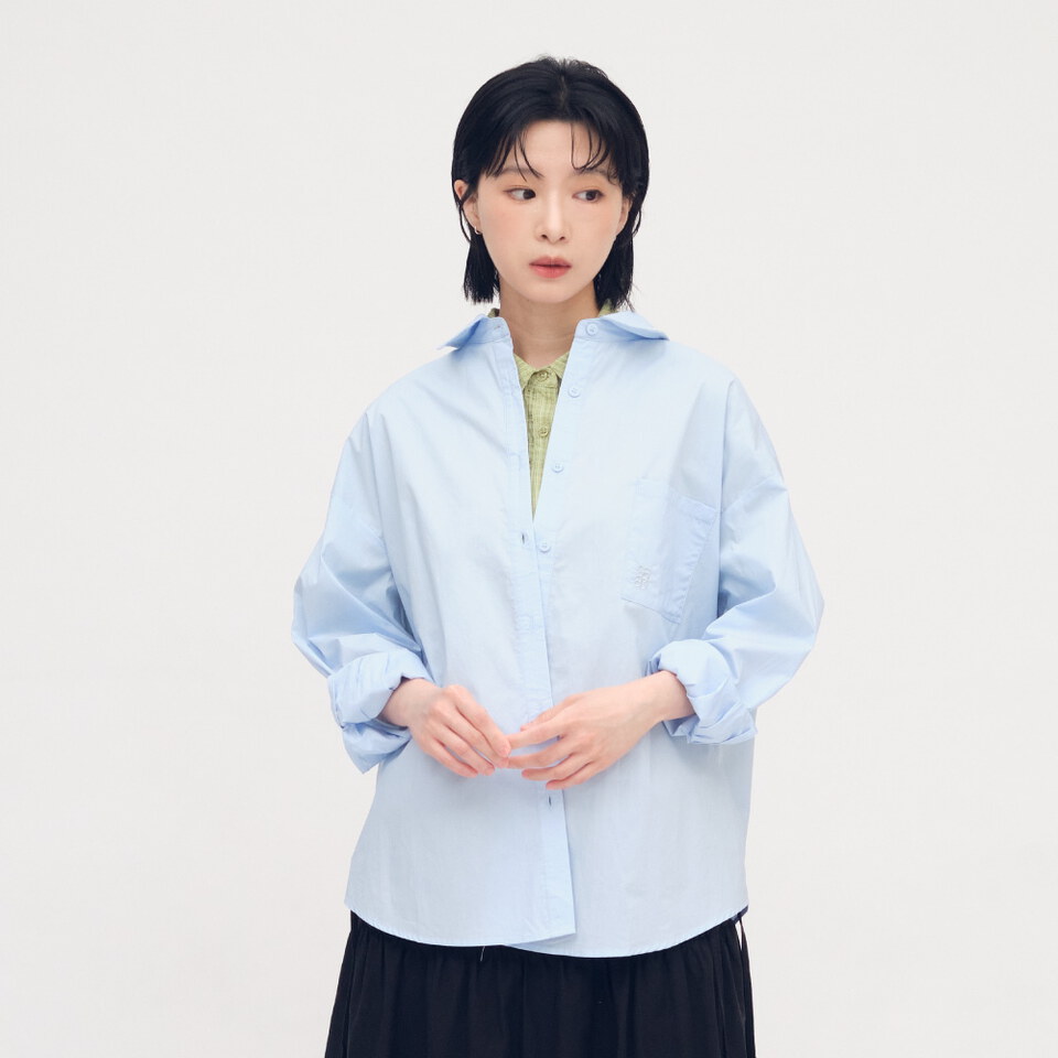 SAA3339-261 後開叉細節襯衫