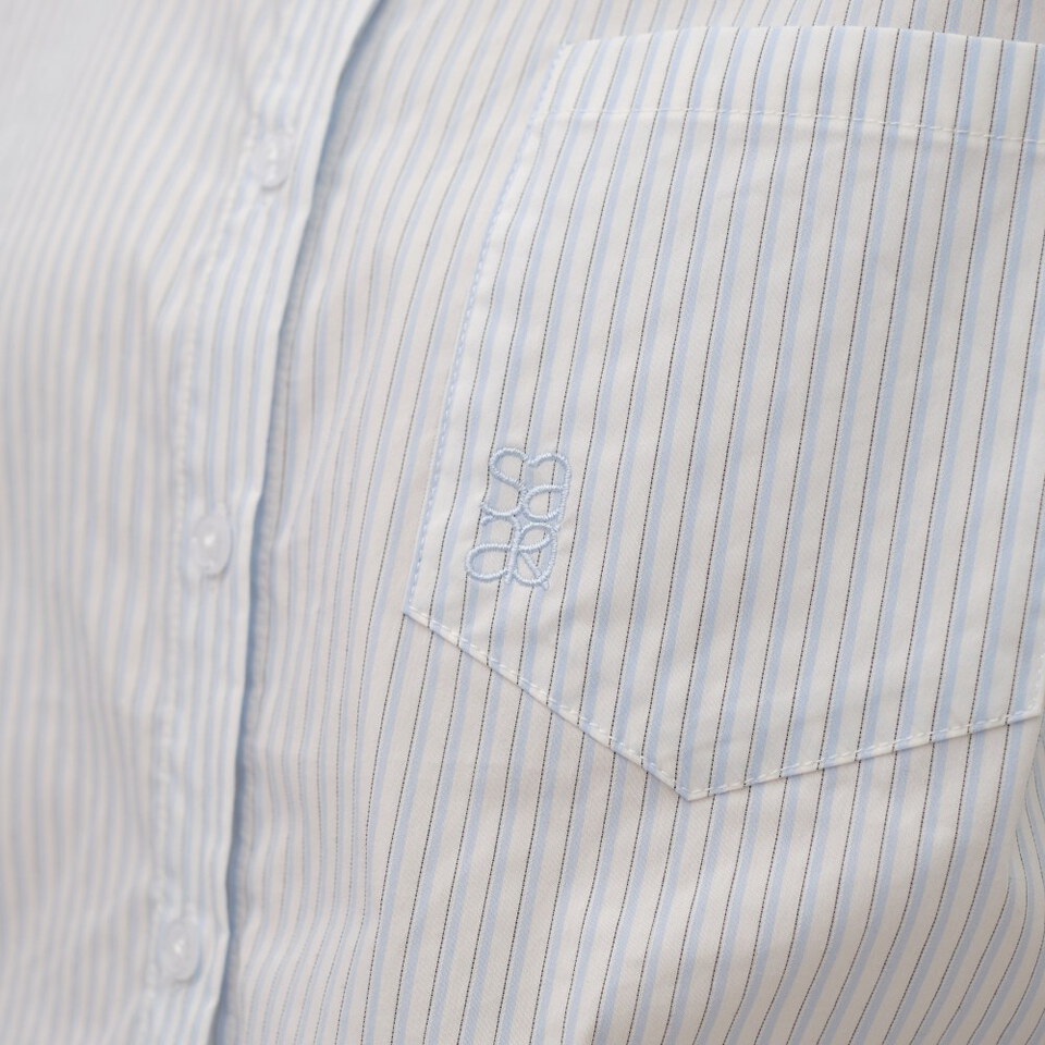 氣球下擺短袖襯衫