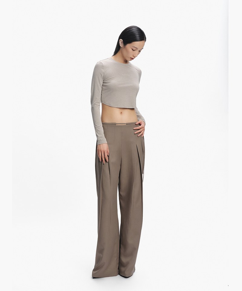 短版弧形上衣 Curved Hem Top
