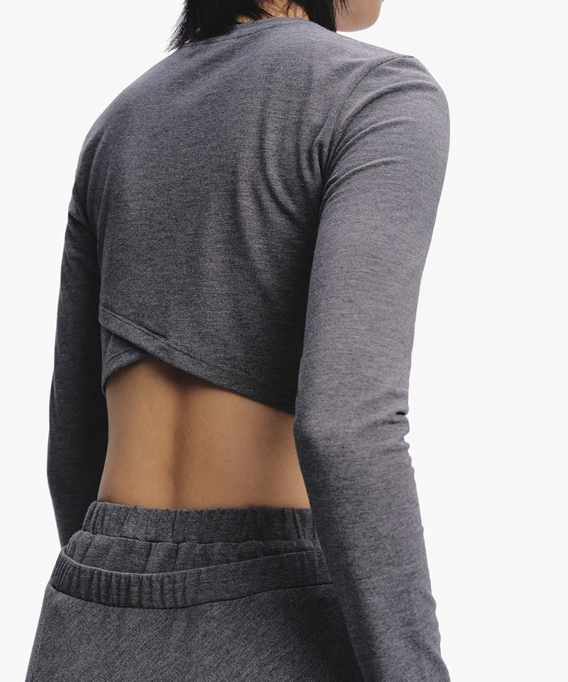 短版弧形上衣 Curved Hem Top