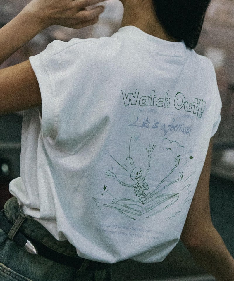 SNS0140W-251 無袖印花上衣 Break The sense Printed Top