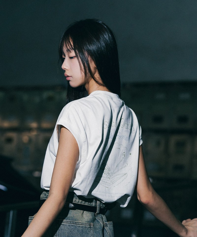 SNS0140W-251 無袖印花上衣 Break The sense Printed Top