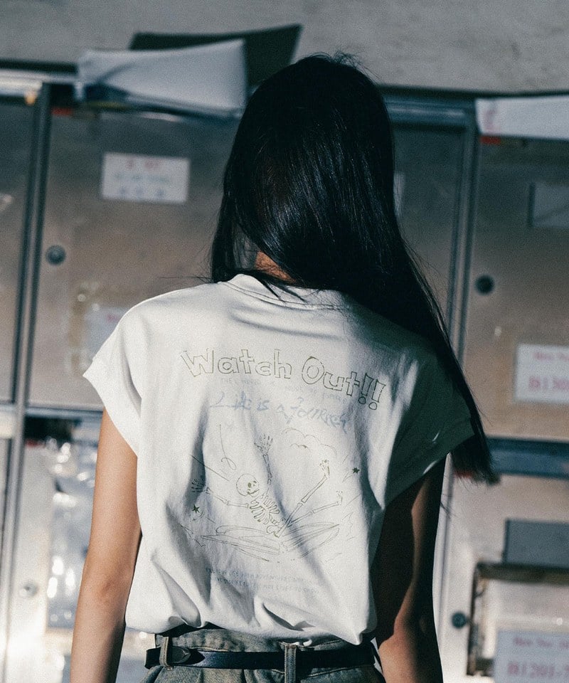 SNS0140W-251 無袖印花上衣 Break The sense Printed Top