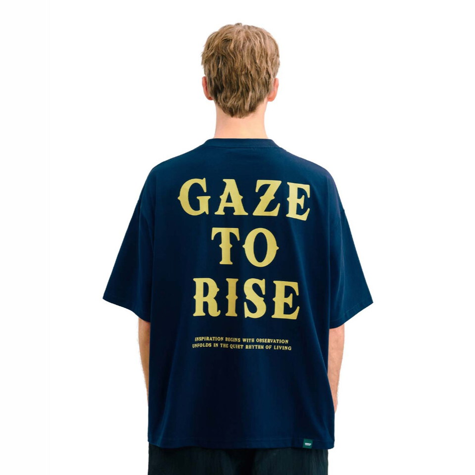 SNS0151-261 字母短袖上衣 Gaze Graphic SS