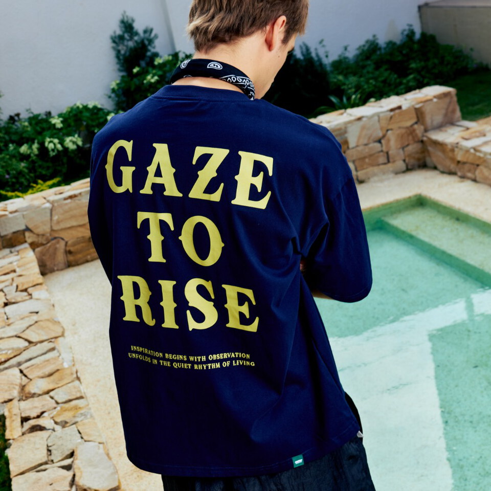 字母短袖上衣 Gaze Graphic SS