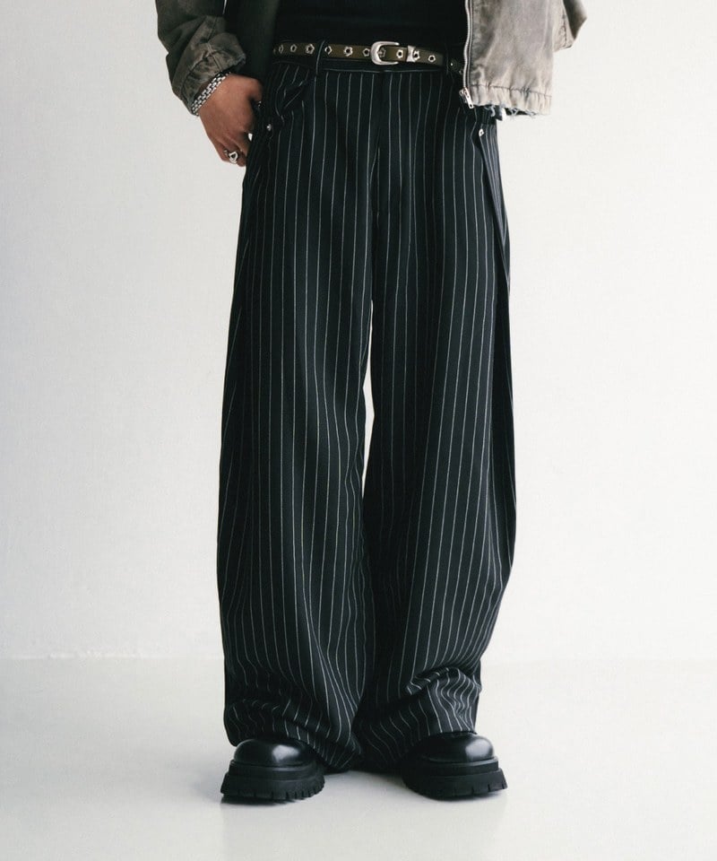 條紋西裝褲 Pleated Wide Leg Stripe Trousers