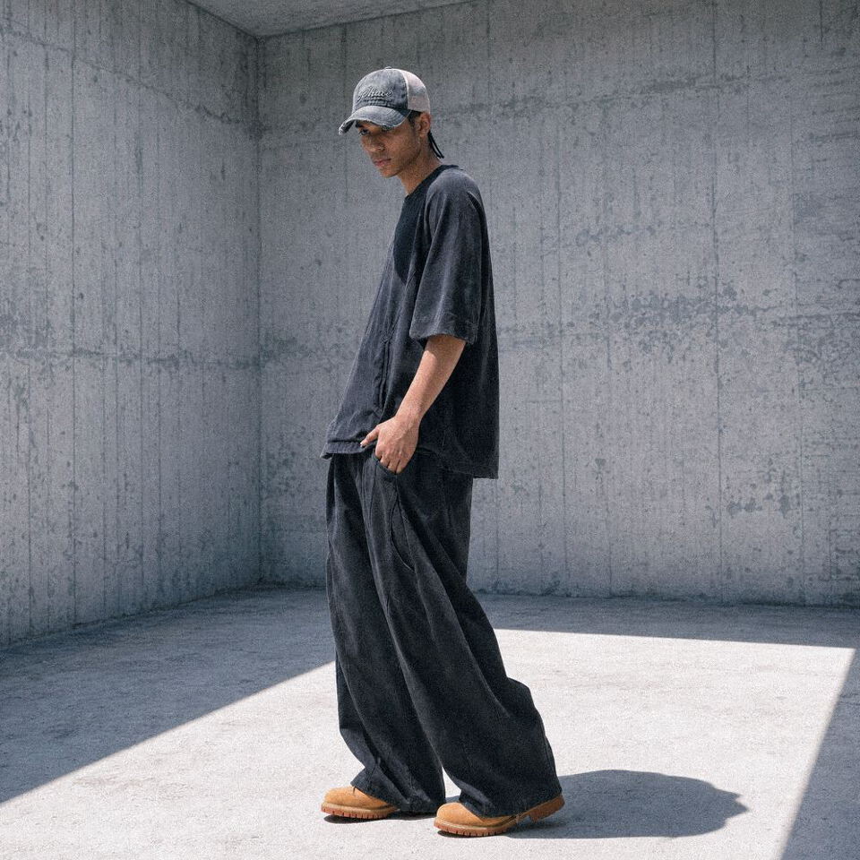SNS1625-261 Octo x Sense 聯名打褶闊腿褲 Curve Pants Washed