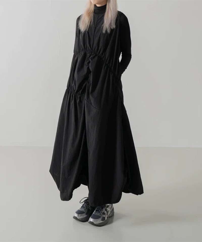 荷葉邊連身裙 Irrgular Elastic Ruffle Dress