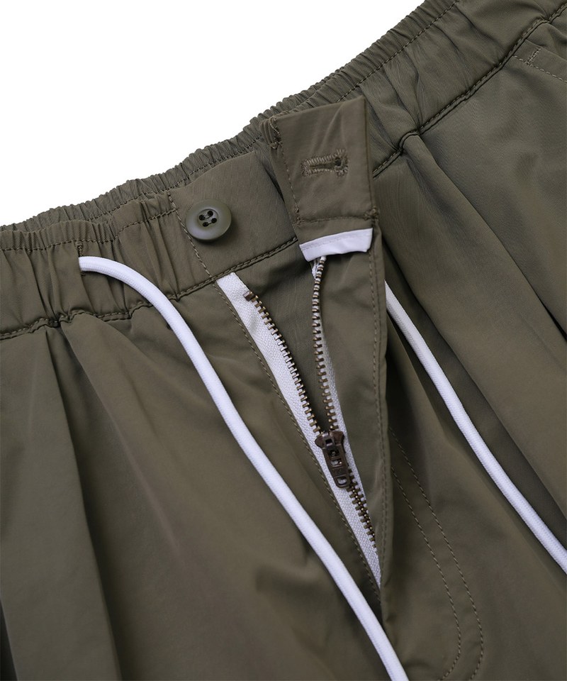 六口袋打褶短褲 Six Pockets Pleated Shorts
