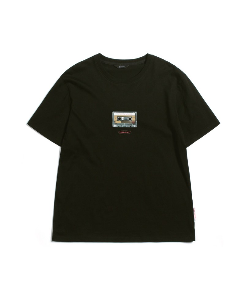 TLB0102-251 錄音帶印花上衣 Sobbing Basic Tee