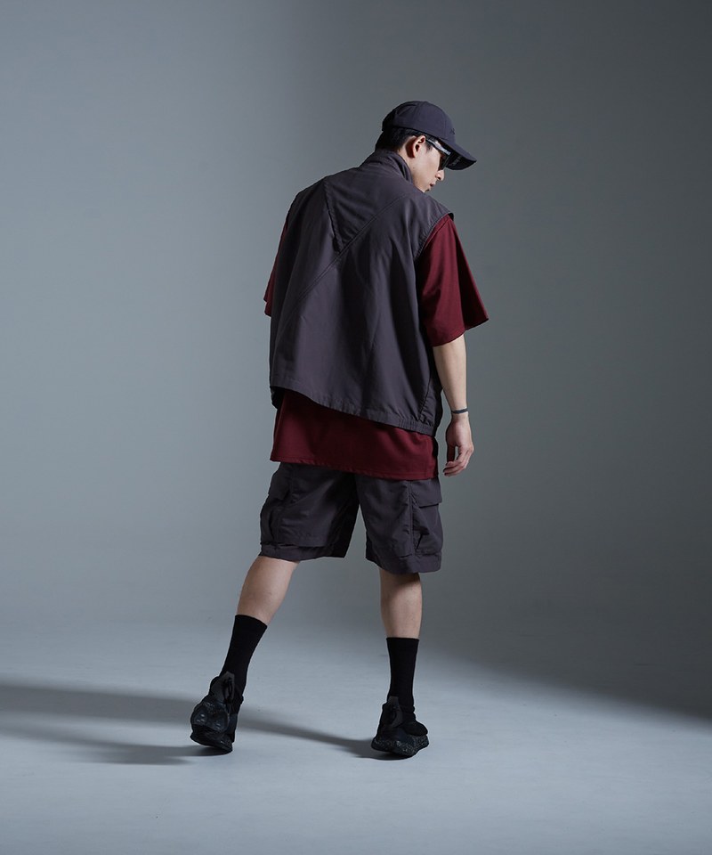 多口袋背心 Multi-Pockets Vest