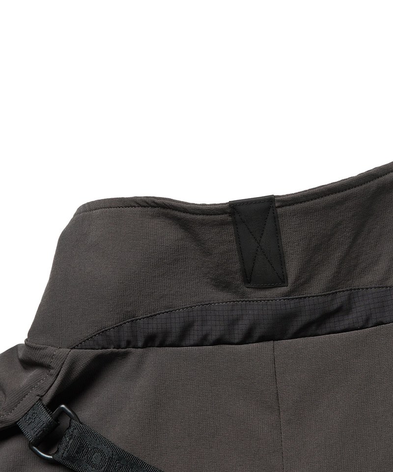 多口袋外套 Multi-Pockets Blazer
