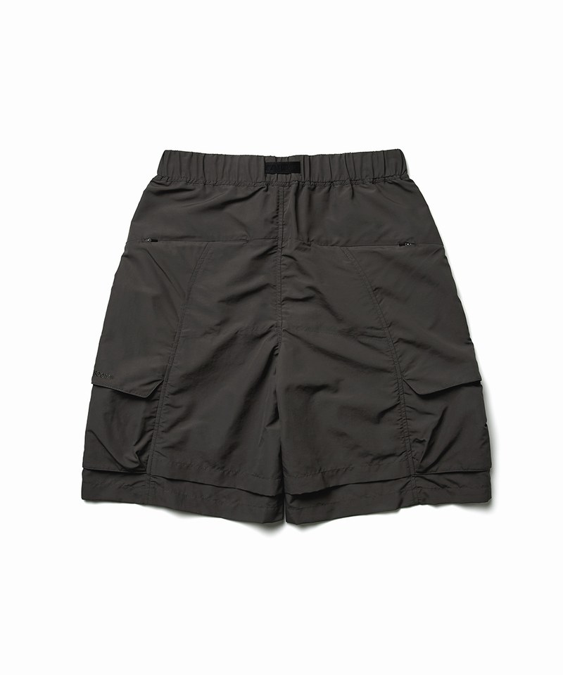 多口袋短褲 Multi-Pockets Shorts