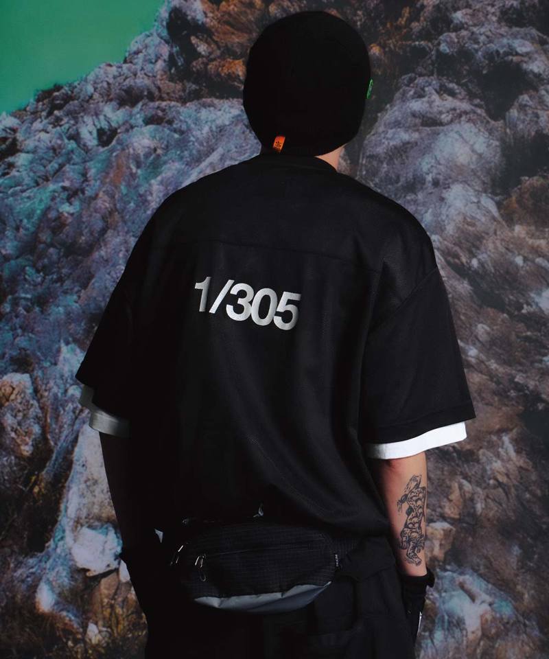 WOS0124-252 拼接足球上衣 4:11