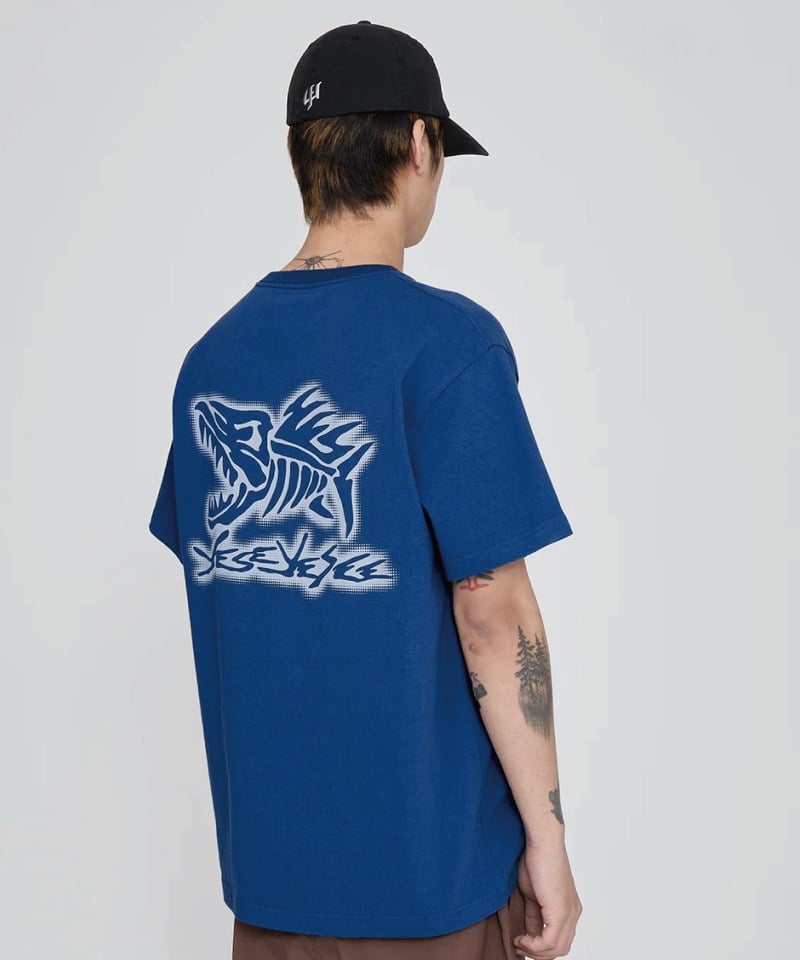 印花上衣 Y.E.S Fish Born Tee