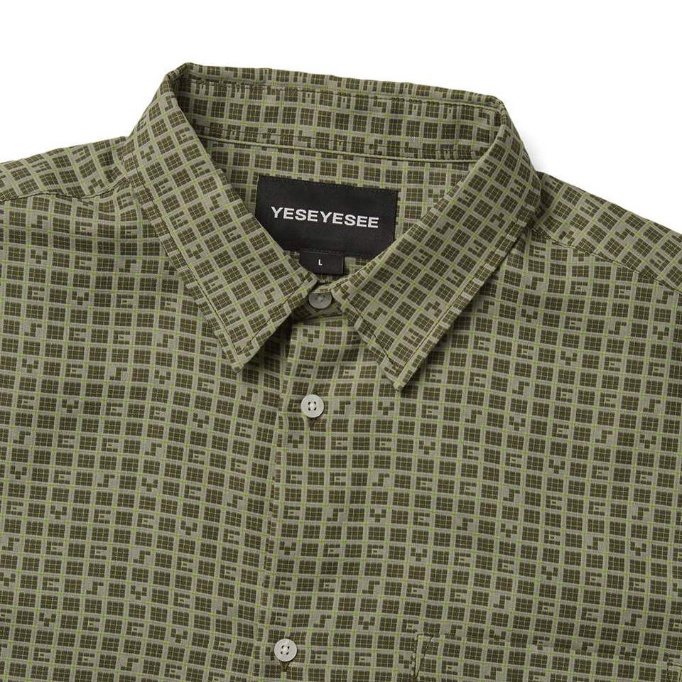 格紋襯衫 Y E S Font Plaid Half Shirt
