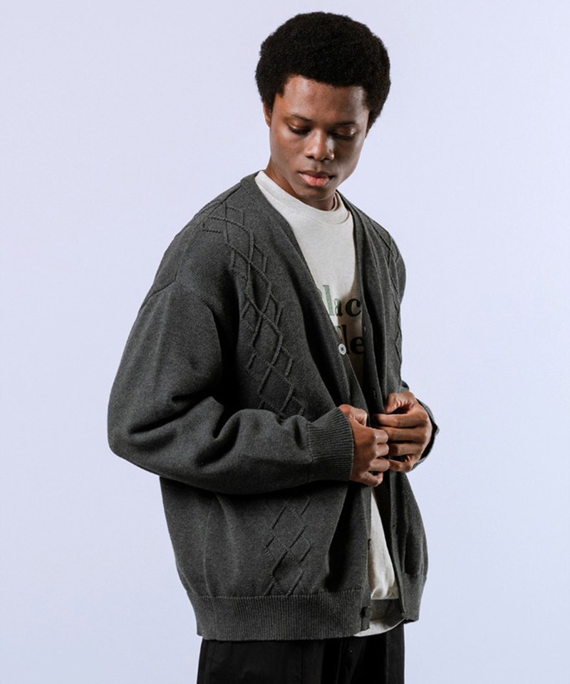 DMB0602-222 菱格麻花針織外套 ARGYLE CABLE KNIT CARDIGAN