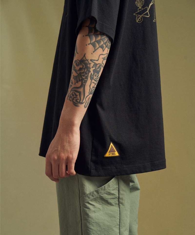 圖案短TEE Finding Morris Tee