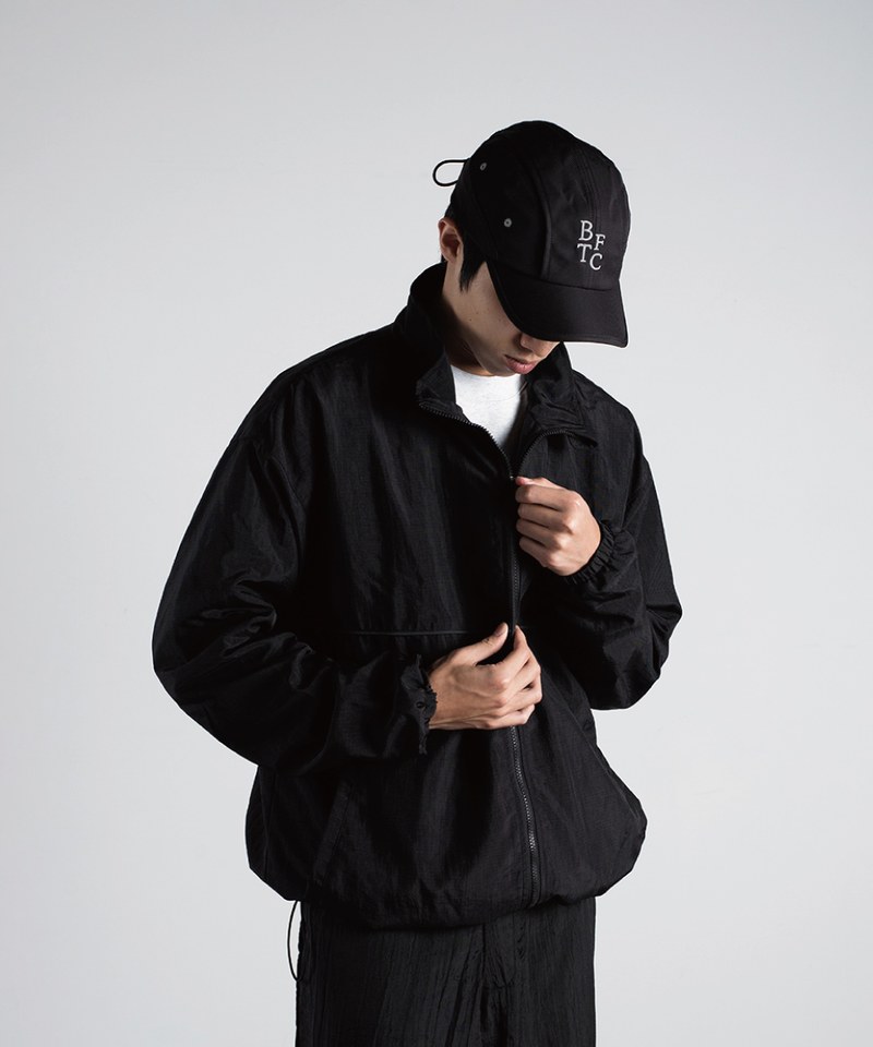 nozzle quiz X SENSE OF PLACE 聯名外套 BTFC Warm Up Jacket