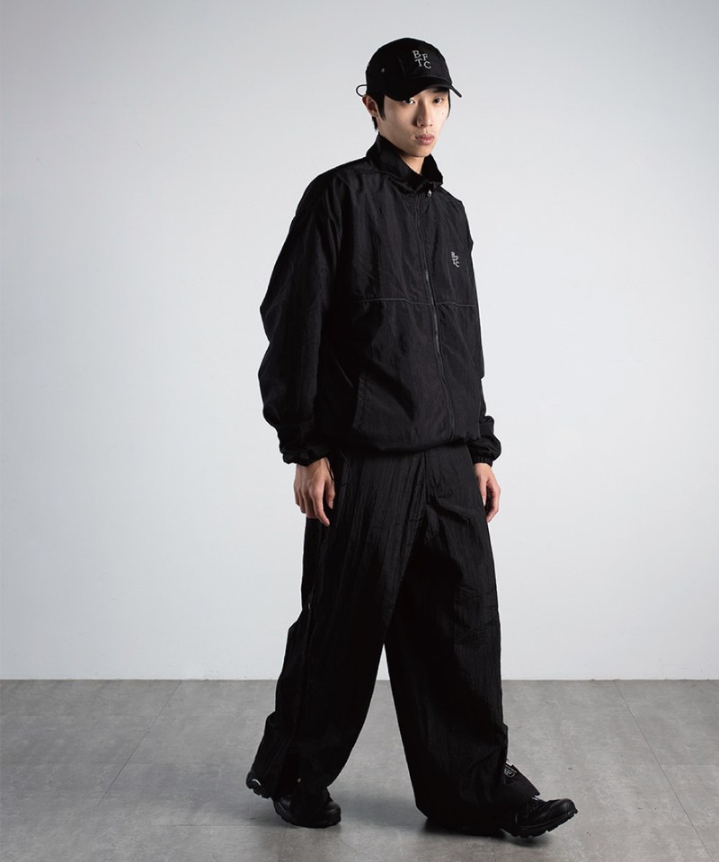 nozzle quiz X SENSE OF PLACE 聯名外套 BTFC Warm Up Jacket