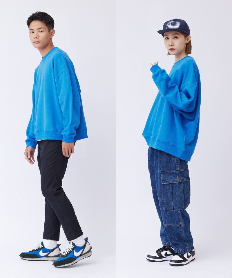 Oversized寬鬆多色圓領大學Tee