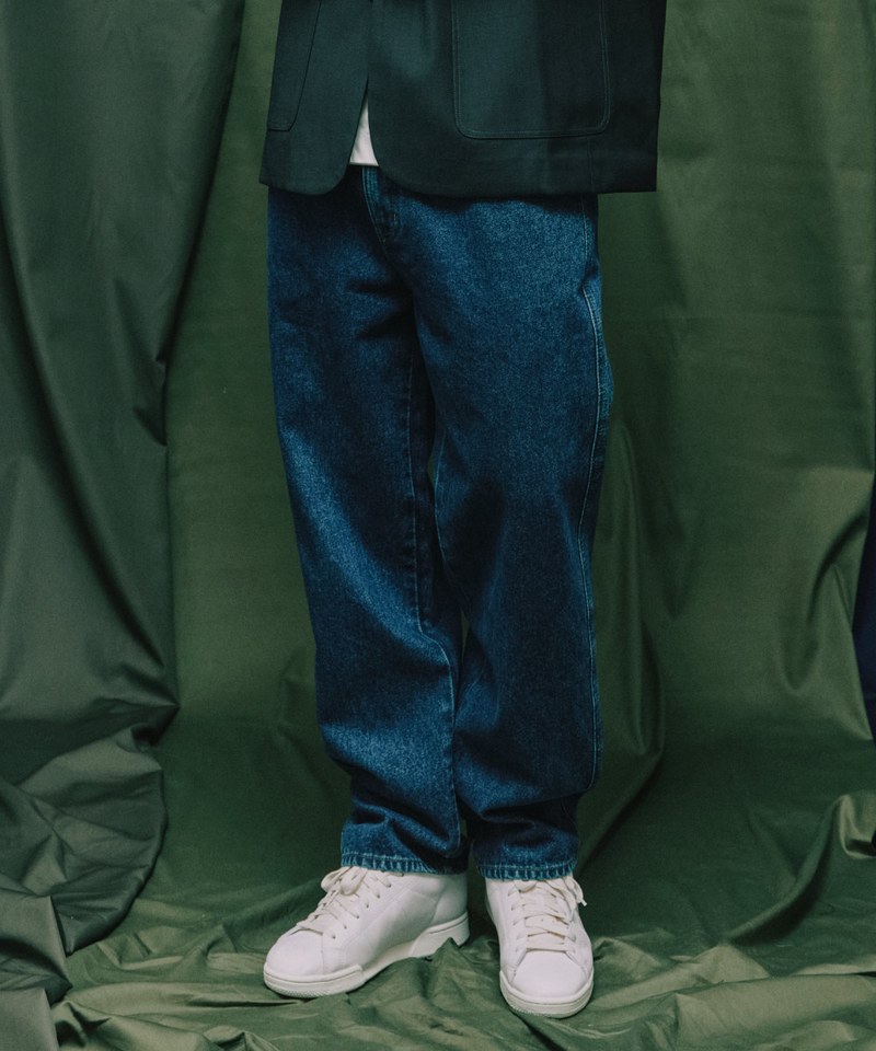 修身直筒牛仔褲