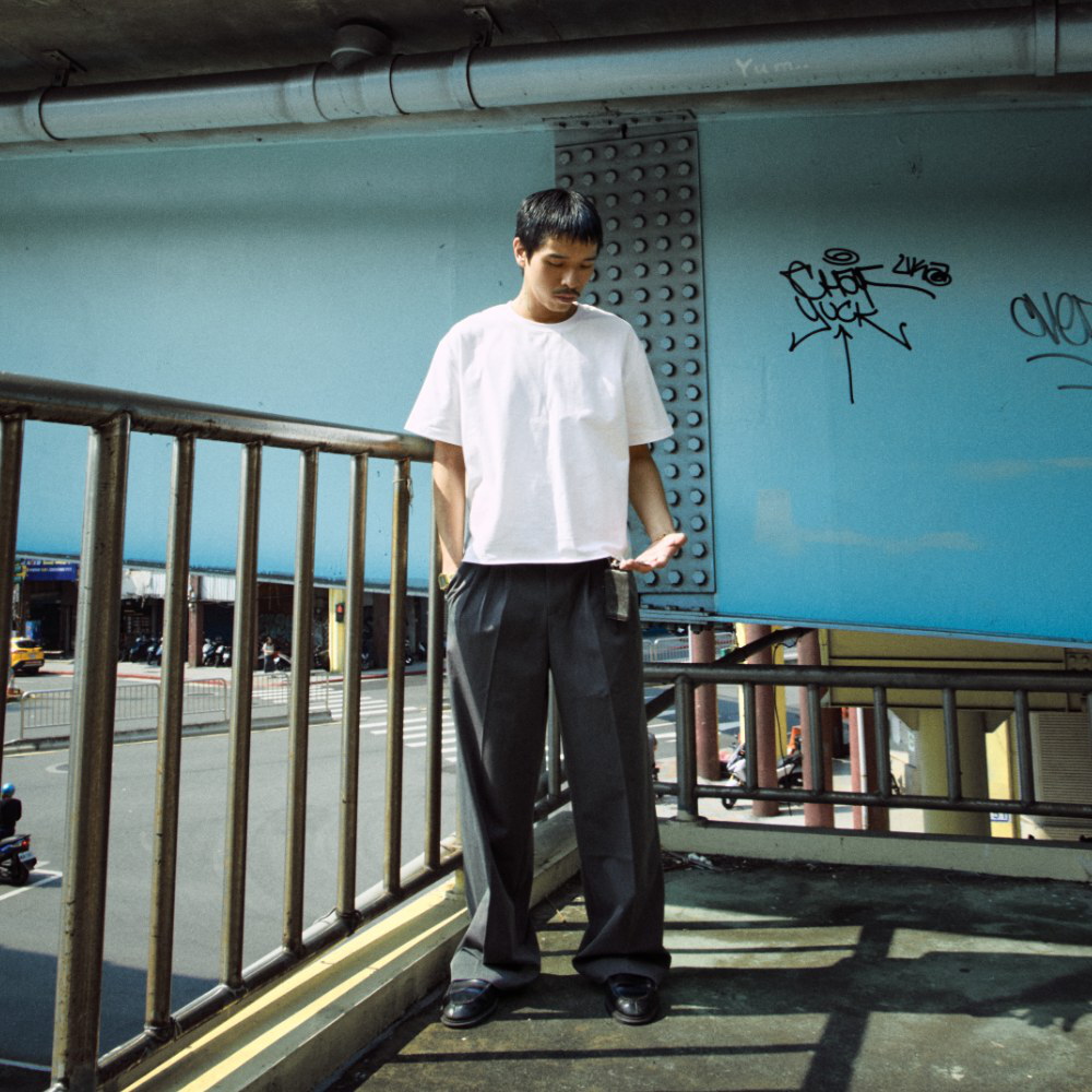 寬鬆短版Tee Raw Edge Boxy Tee