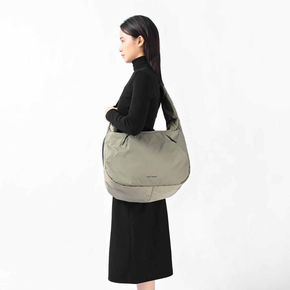 PUFF HOBO 輕鋪棉流浪包
