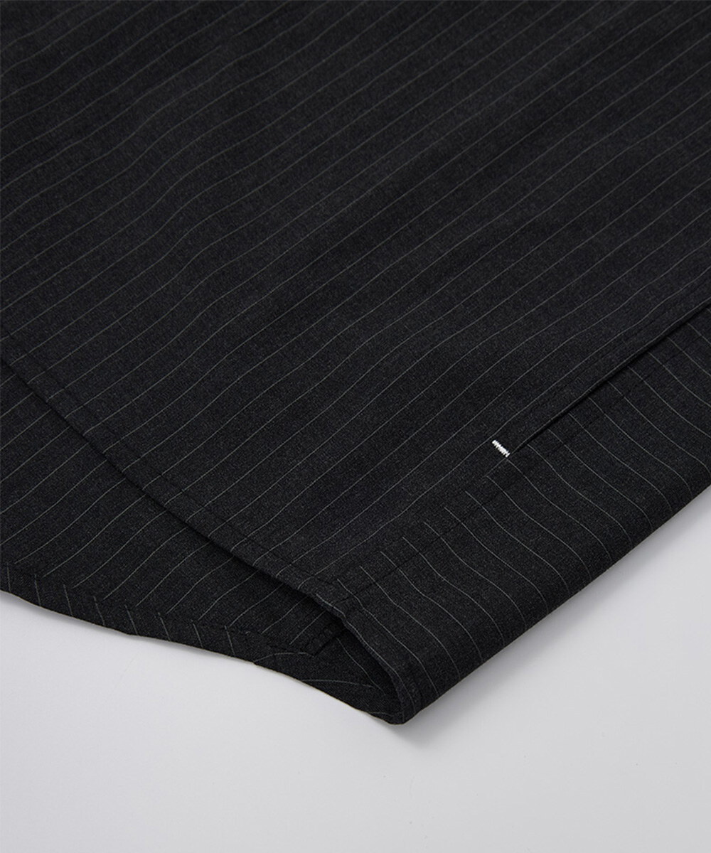 FUM圓領深灰條子恤衫