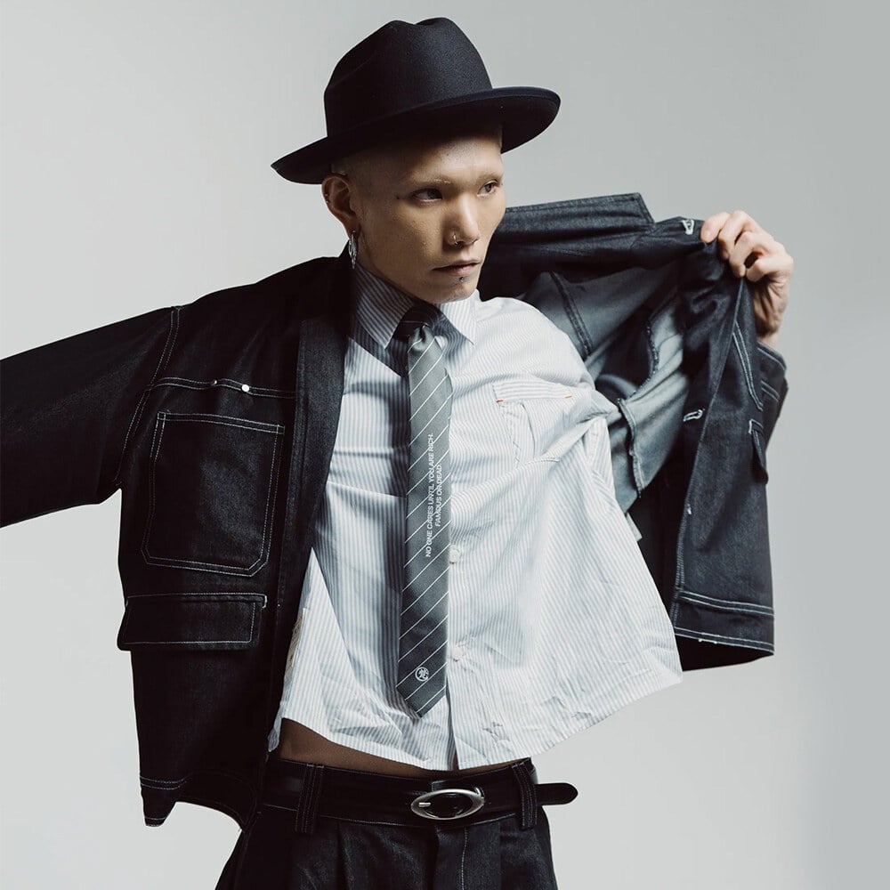 短版牛仔西裝外套