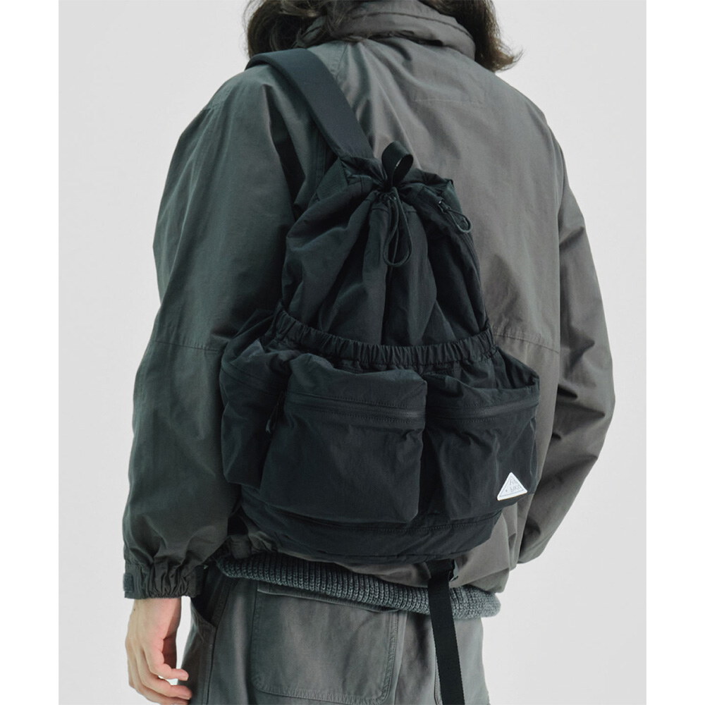 尼龍後背包 Clover Backpack