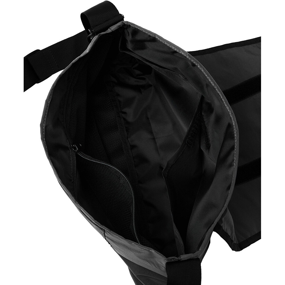 輕量斜背包 Compact Utility Cross Bag