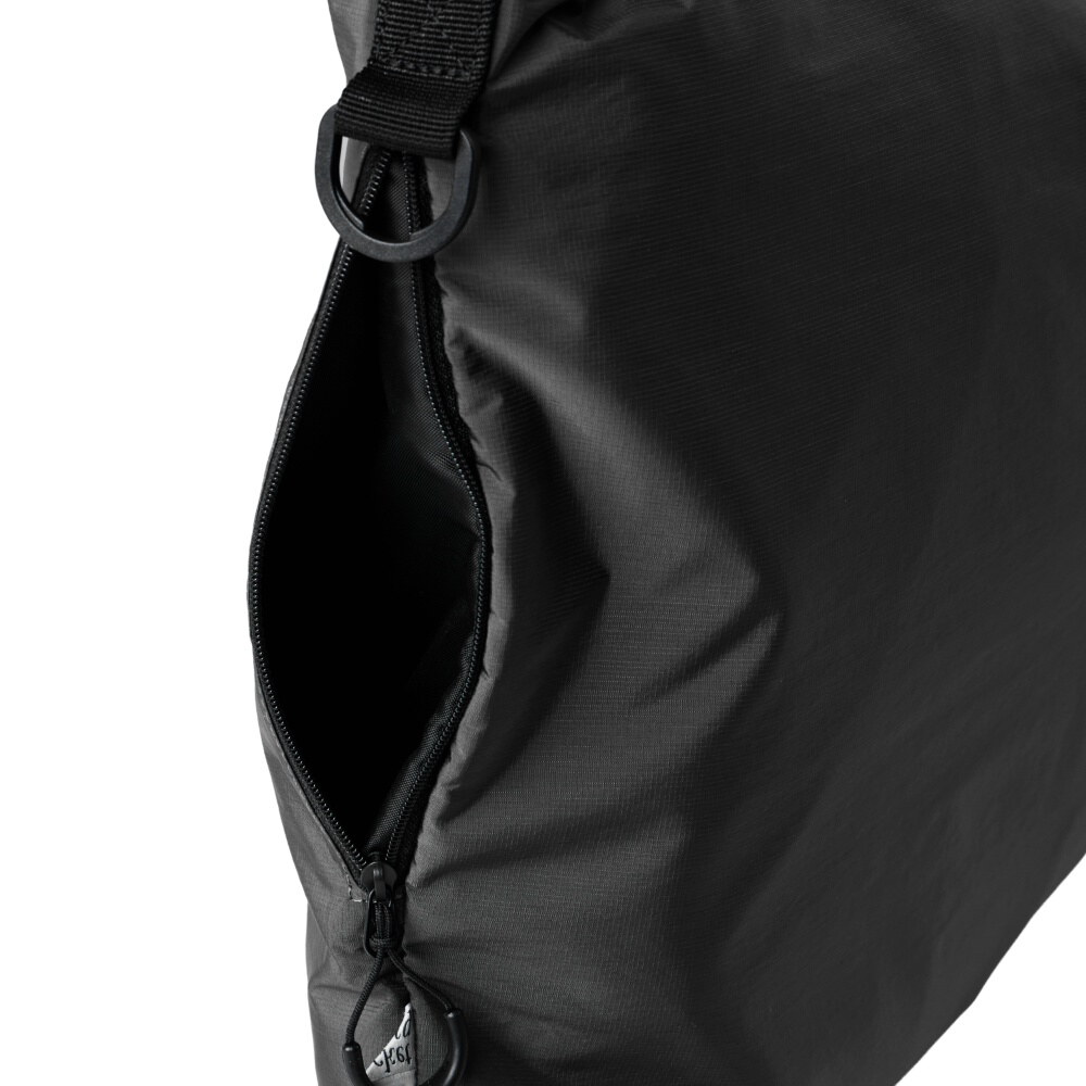 機能側背包 City Utility Shoulder Bag