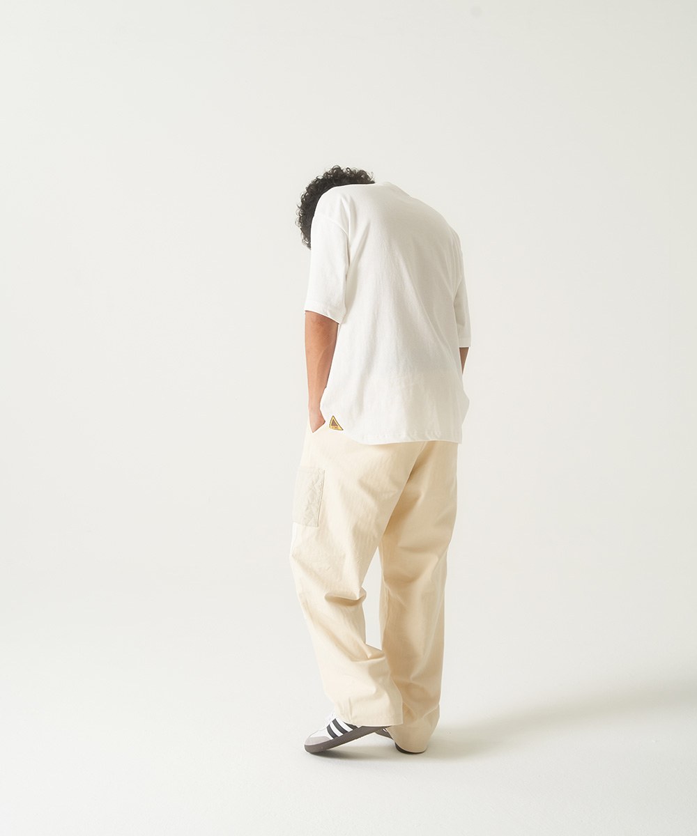 Logo圖Tee Felt Logo Tee
