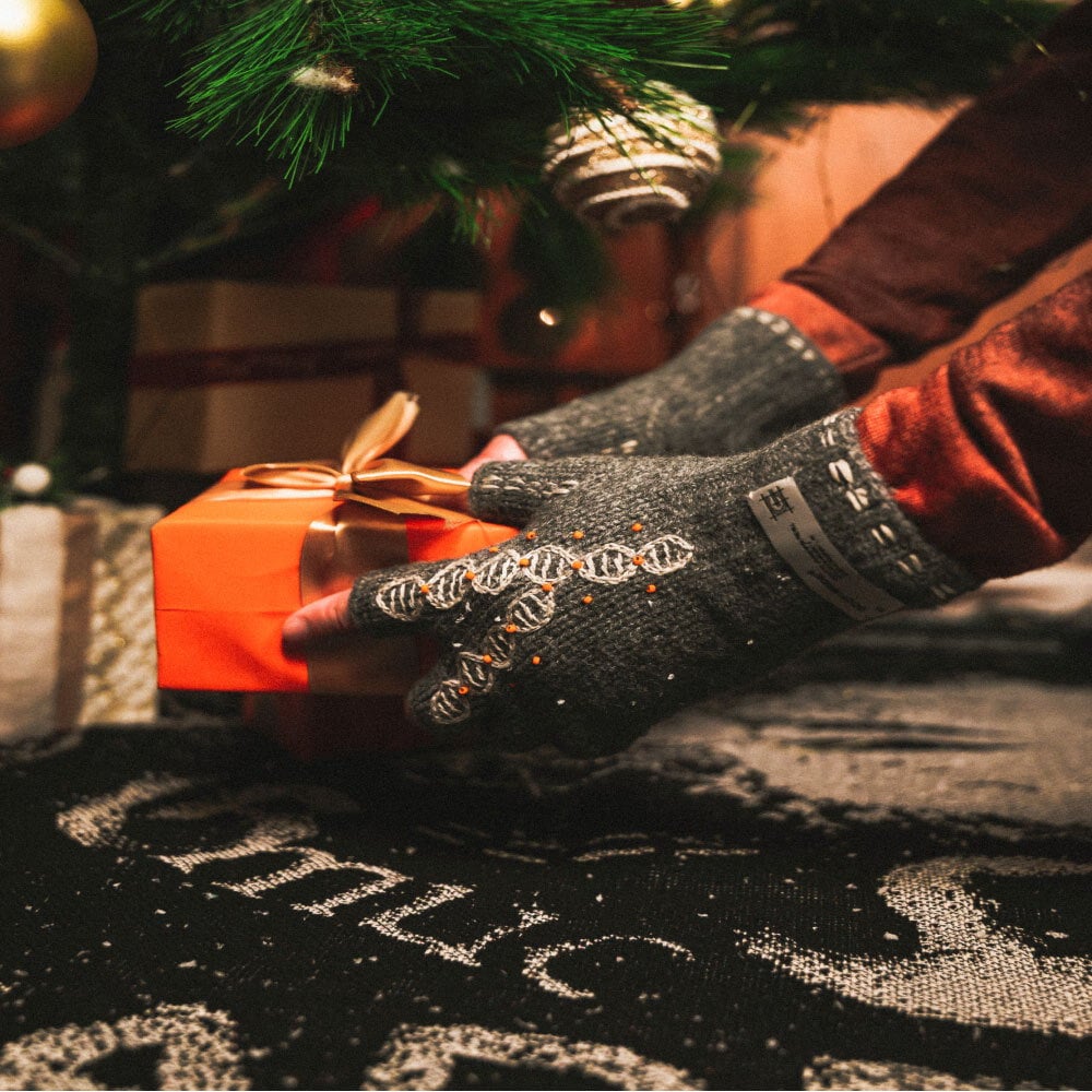 AC 09 Core Essence Wool Gloves