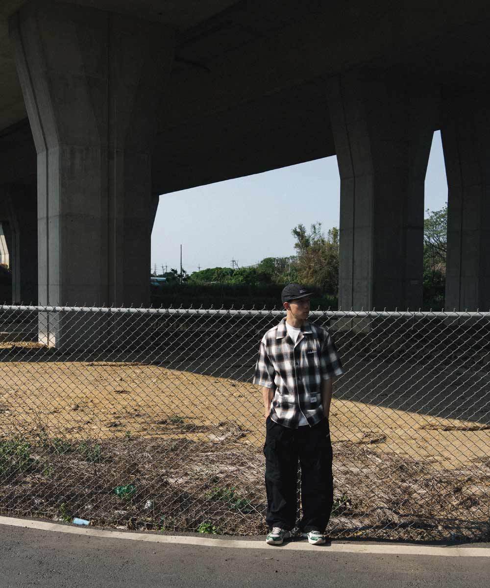 格紋襯衫 Checkered Shirt