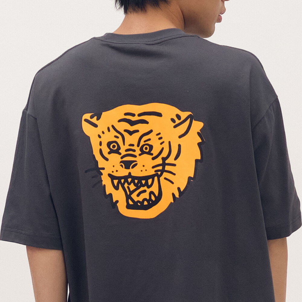 虎吸吐納詼諧短TEE