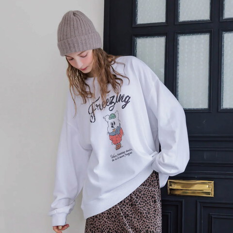 復古感寬鬆大學TEE