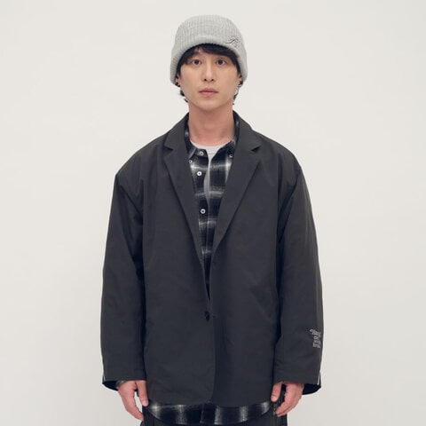 中信聯名防潑水機能西裝外套