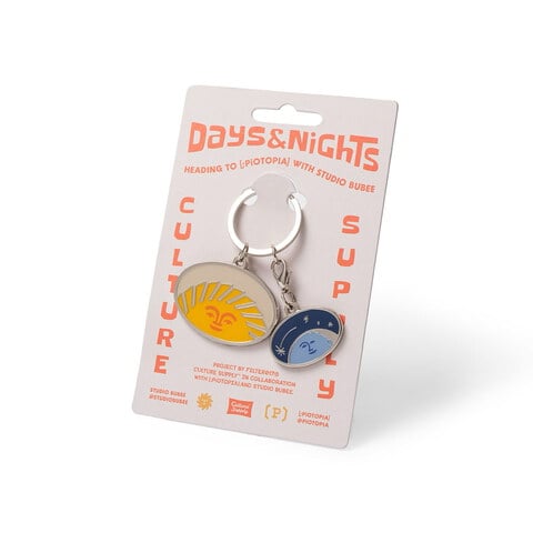 Days and Nights 金屬鑰匙圈