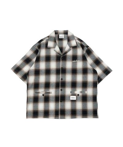 格紋襯衫 Checkered Shirt
