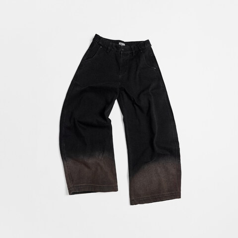 水洗丹寧長褲 MEL 26. Washed Denim Jeans
