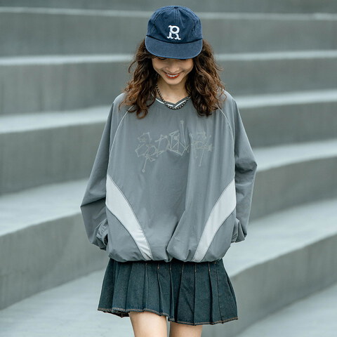 鯨⿂星座拼接球⾐