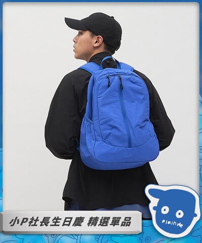 輕量防潑水拉鍊後背包