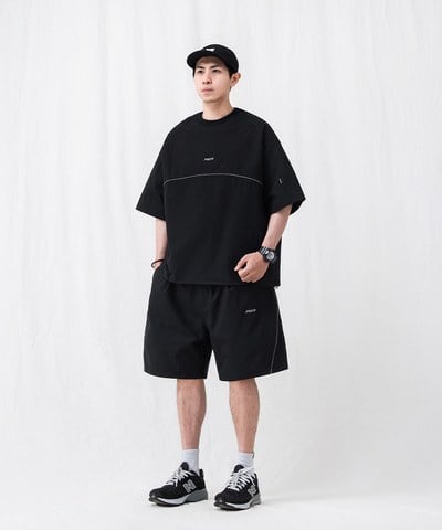 出芽飾邊短褲 MATTE NYLON WATER-REPELLENT SHORTS
